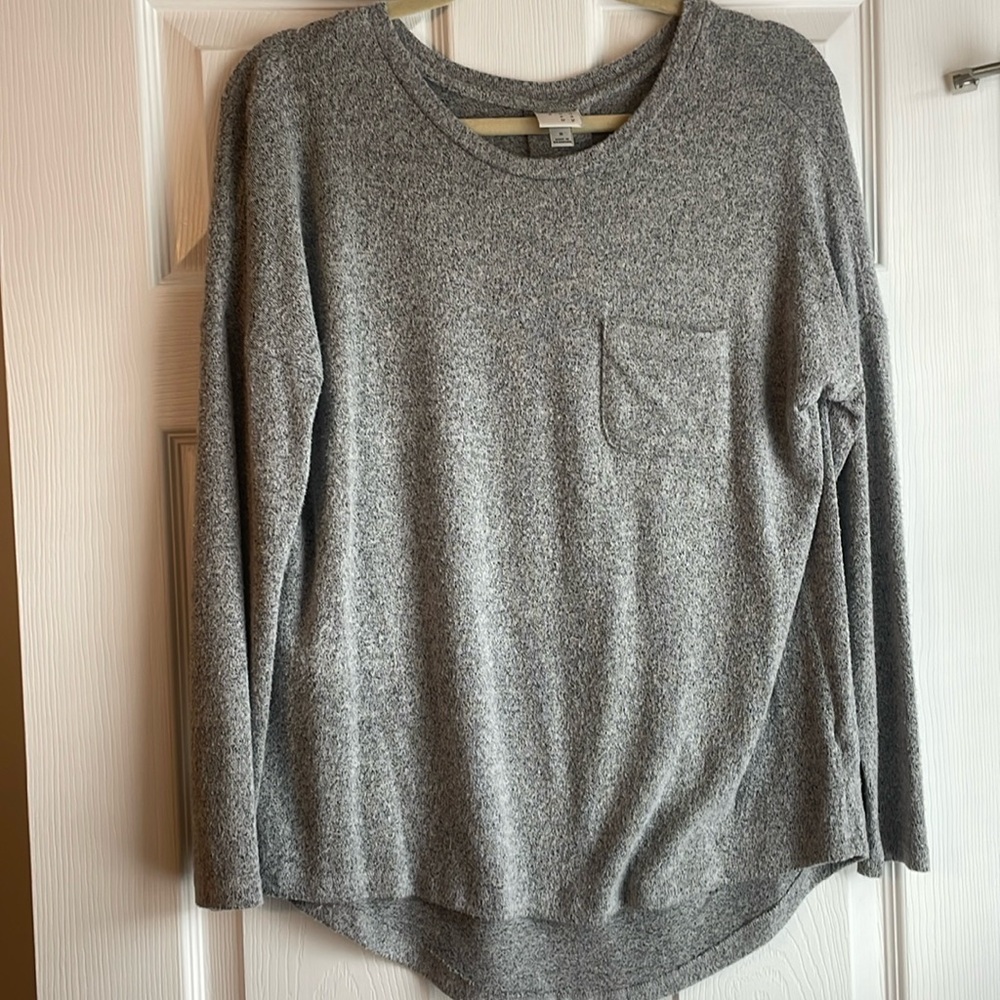 Heather gray long-sleeve shirt. A New Day, size Small